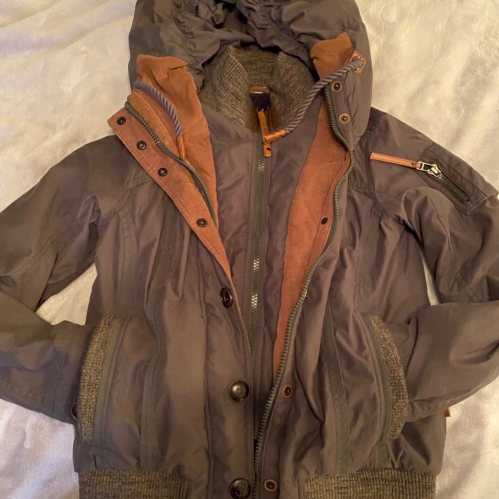 Bomber jacket